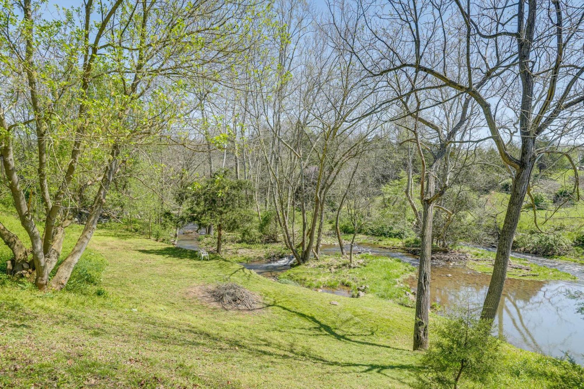Waterfront Virginia Retreat With Canoe, Pets Welcome Rileyville Eksteriør bilde